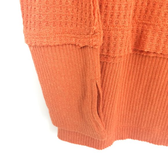 NWOT FREE PEOPLE WE THE FREE North Shore Thermal - Picture 5 of 8